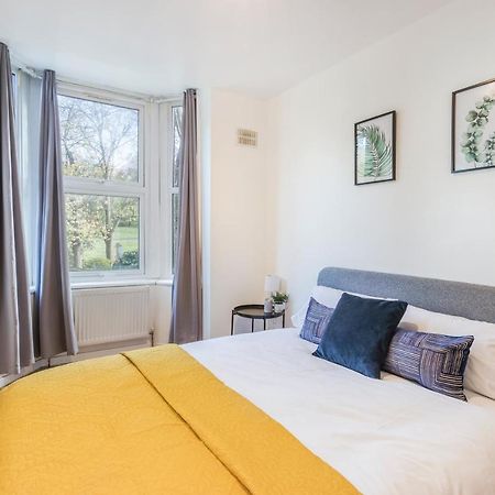Apartments In Brixton Next Door To Brockwell Park Londra Exterior foto