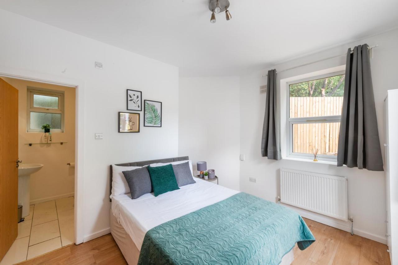 Apartments In Brixton Next Door To Brockwell Park Londra Exterior foto