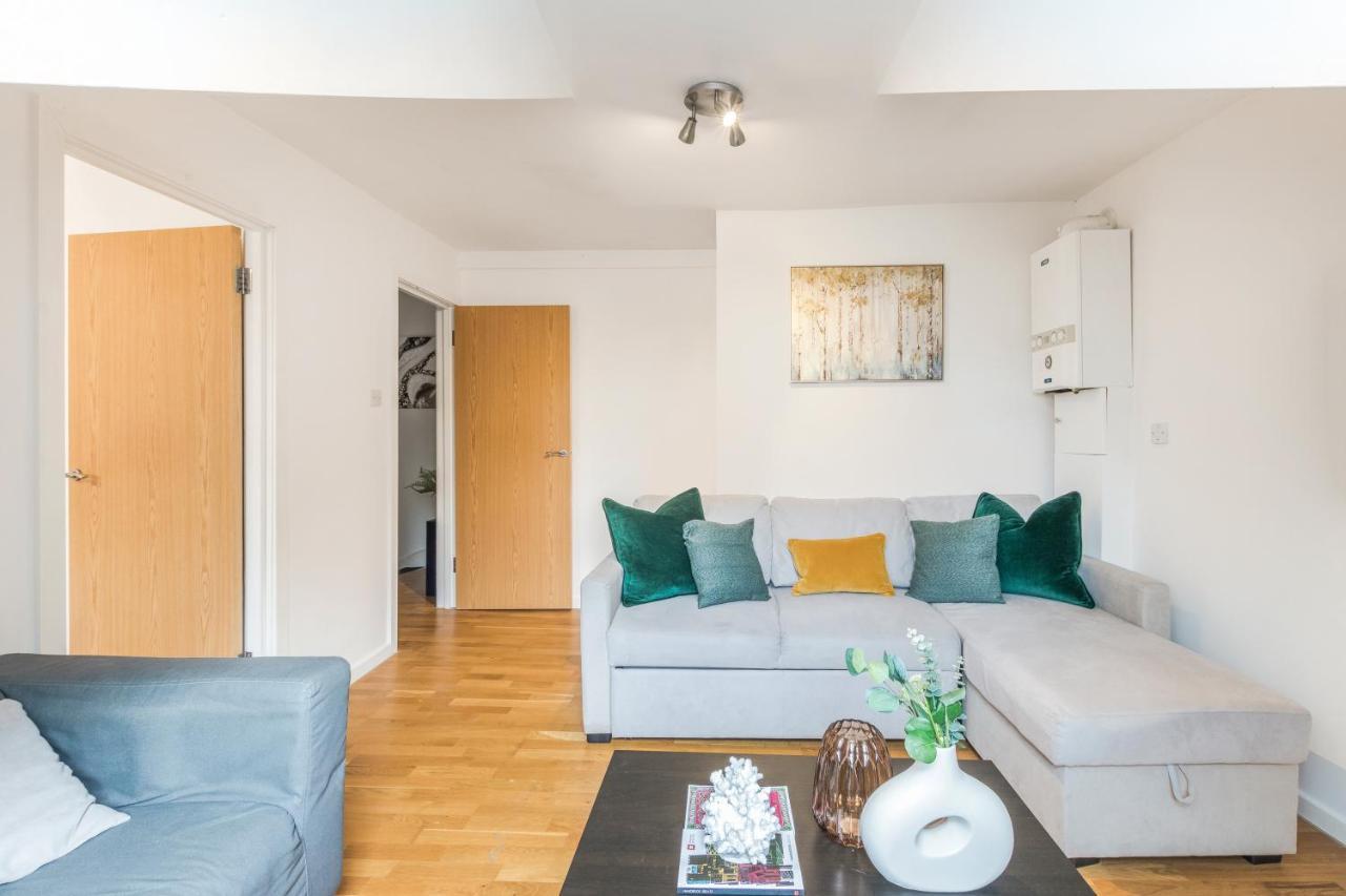 Apartments In Brixton Next Door To Brockwell Park Londra Exterior foto