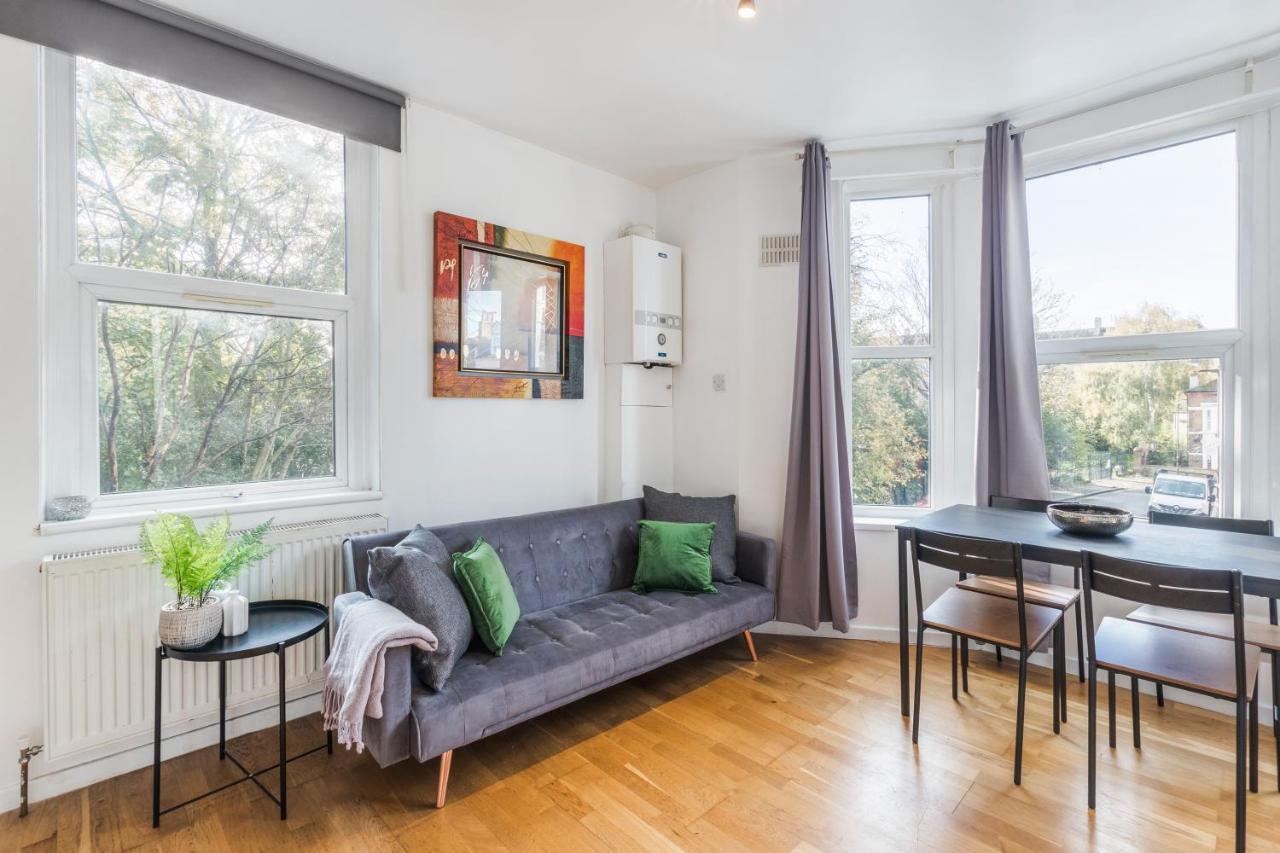 Apartments In Brixton Next Door To Brockwell Park Londra Exterior foto